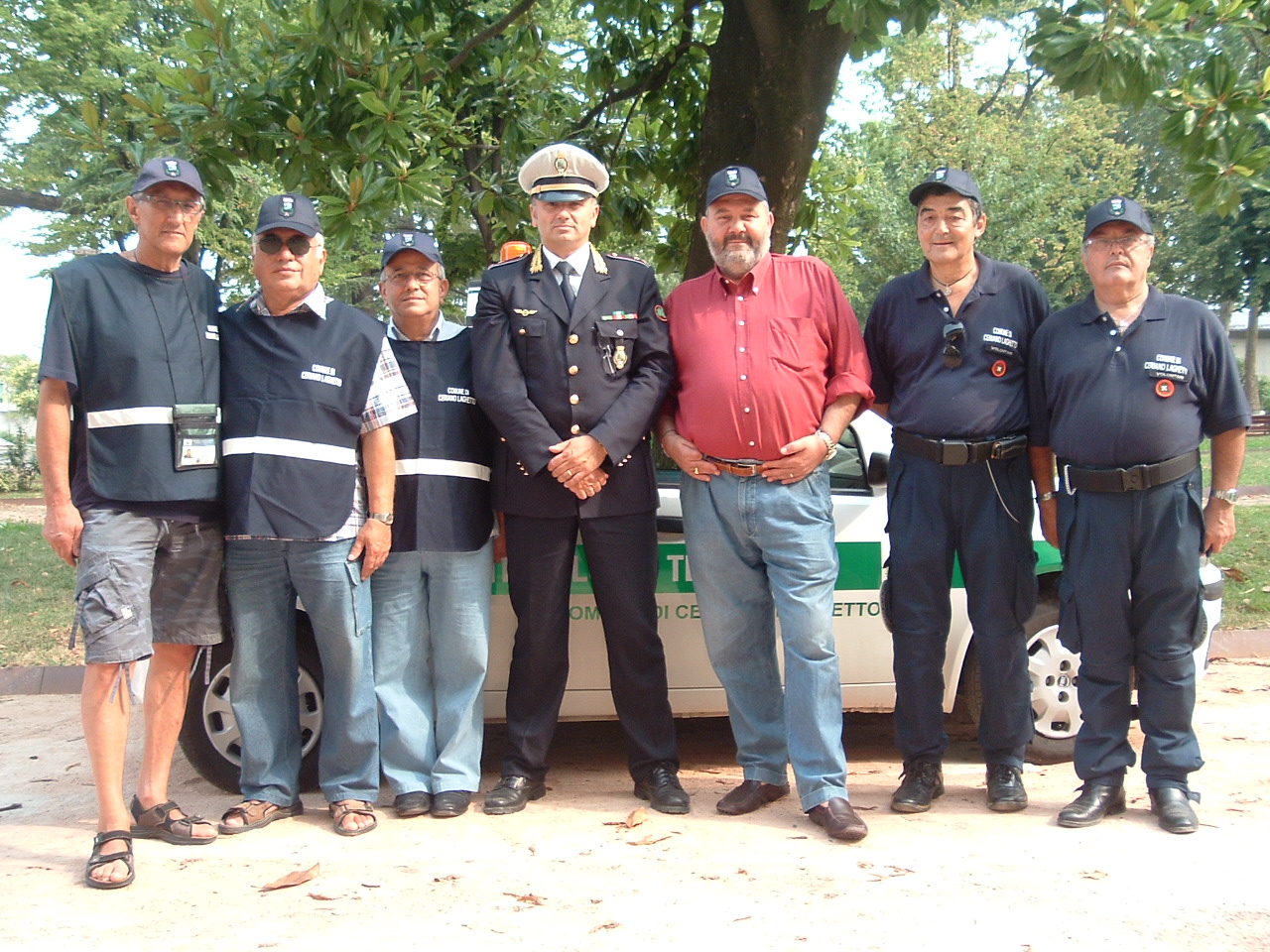 I nonni civici con l'Assessore Antonio Magnani e il comandante della Polizia Locale Giuseppe Sessa