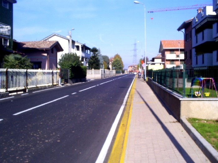 Foto di Via Brera con la nuova ciclabile