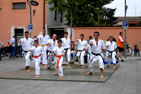 foto della lezione di karate