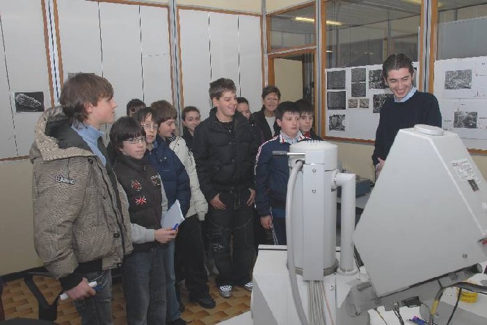 Immagine di una vista all'interno dei laboratori Rhodia