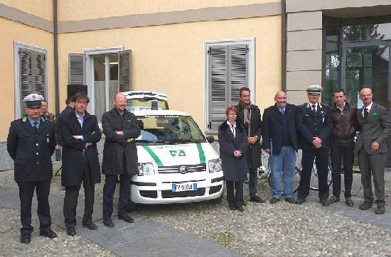 Foto della presentazione ufficiale dei veicoli a impatto zero