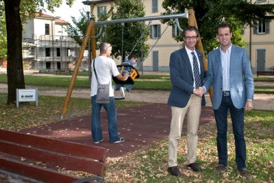 Foto del Sindaco con i nuovi sponsor