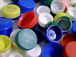 Foto di tappi di bottiglie di plastica